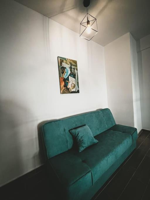 Апартаменты Escala Luxury Loft 3 In The Center & Free Parking Волос Экстерьер фото